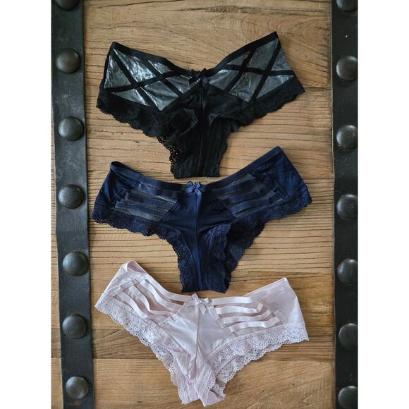 Victoria's Secret Very Sexy Cheeky Hipster Panty Bundle sz xSmall New - Picture 3 of 5